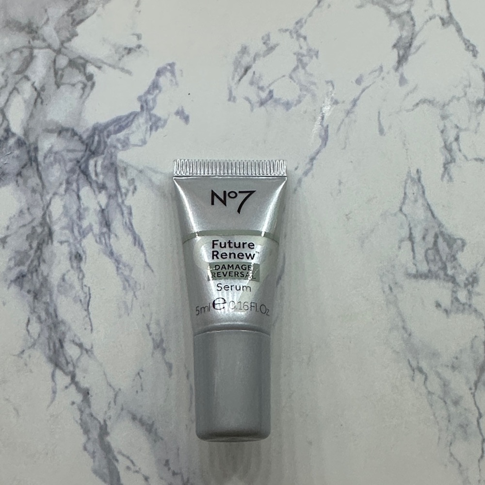 No 7 Future Renew Damage Reversal Serum